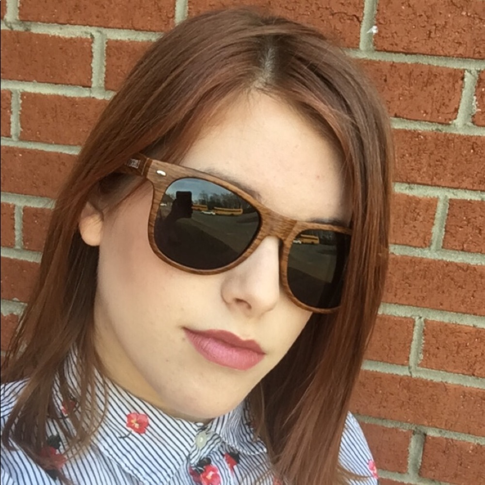 Meet your Posher, Madison